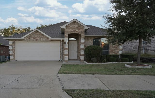 808 Bahar Court, Arlington, TX 76010