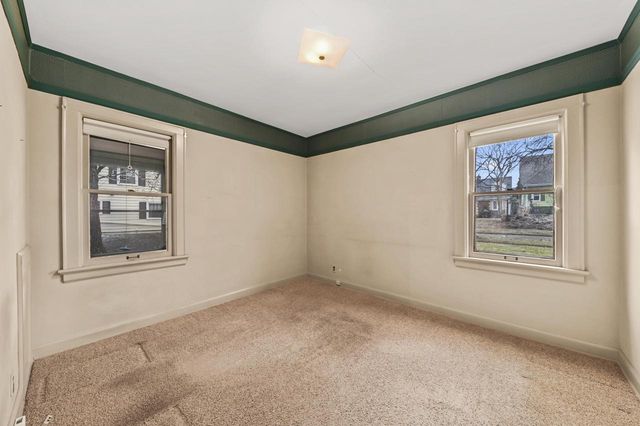 8027 W Woodland AVENUE, Wauwatosa, WI 53213