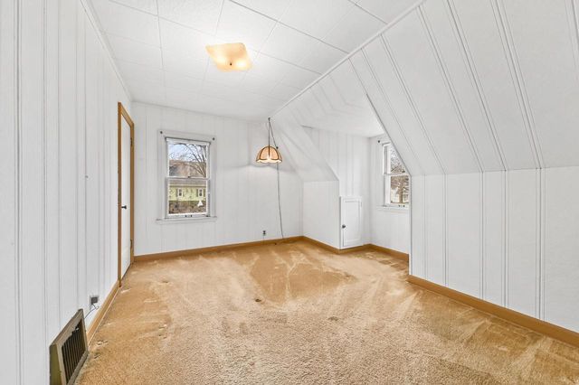 8027 W Woodland AVENUE, Wauwatosa, WI 53213