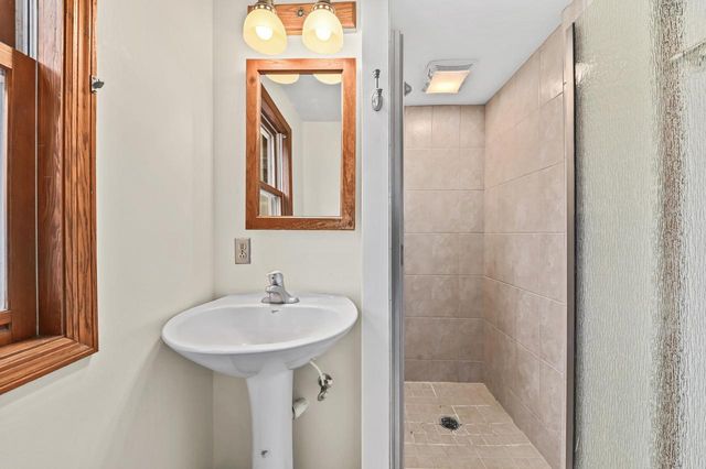 8027 W Woodland AVENUE, Wauwatosa, WI 53213