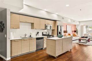 5016 Bakman 205, North Hollywood, CA 91601
