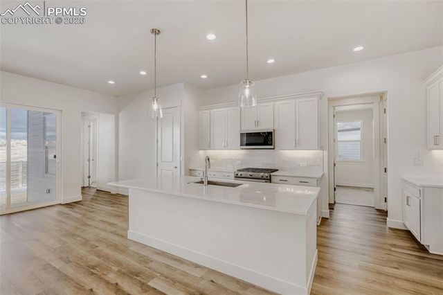 8118 Pennydale Drive, Colorado Springs, CO 80908