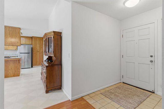 1410 Suellen Dr, Tracy, CA 95376