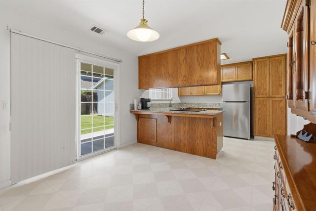 1410 Suellen Dr, Tracy, CA 95376