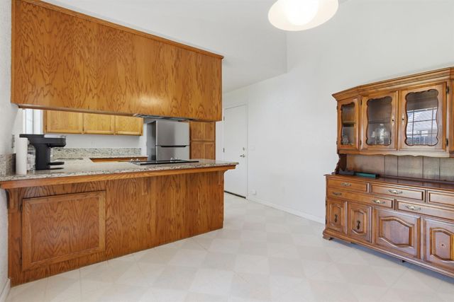 1410 Suellen Dr, Tracy, CA 95376