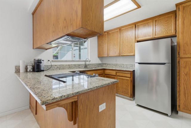 1410 Suellen Dr, Tracy, CA 95376