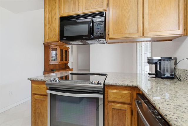 1410 Suellen Dr, Tracy, CA 95376