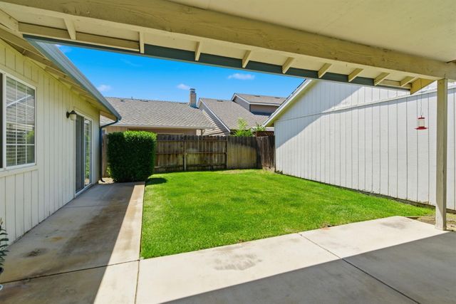 1410 Suellen Dr, Tracy, CA 95376