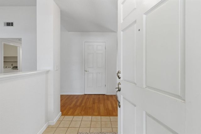 1410 Suellen Dr, Tracy, CA 95376