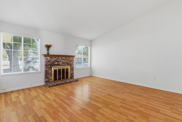 1410 Suellen Dr, Tracy, CA 95376