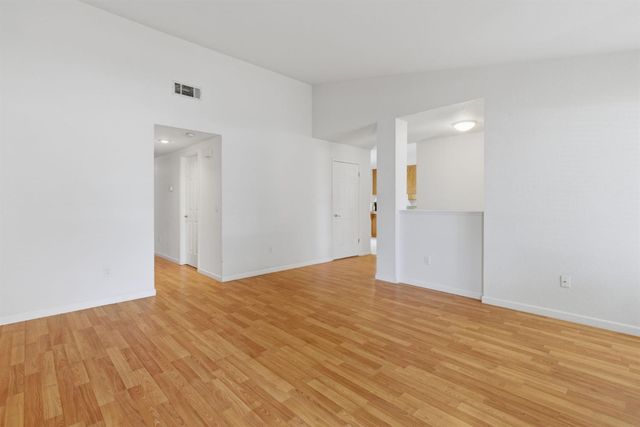 1410 Suellen Dr, Tracy, CA 95376