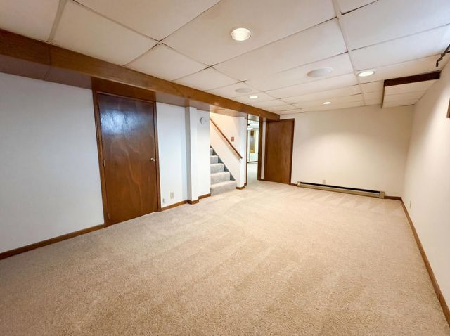 1495 Saint Clair Avenue, North Saint Paul, MN 55105