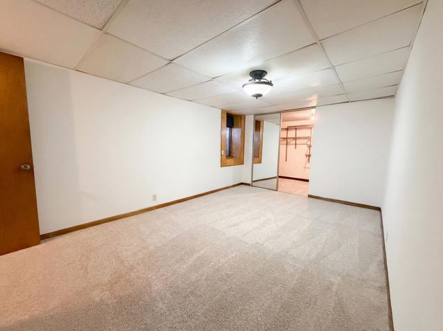 1495 Saint Clair Avenue, North Saint Paul, MN 55105