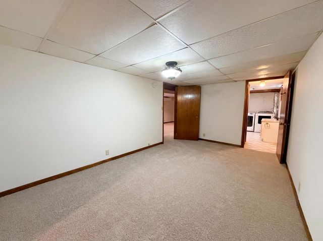 1495 Saint Clair Avenue, North Saint Paul, MN 55105