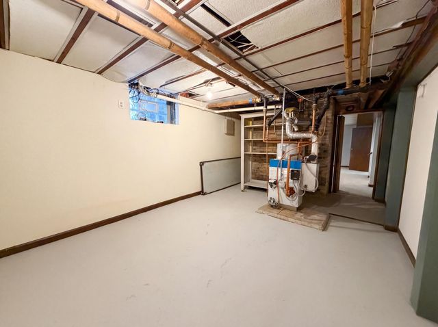 1495 Saint Clair Avenue, North Saint Paul, MN 55105