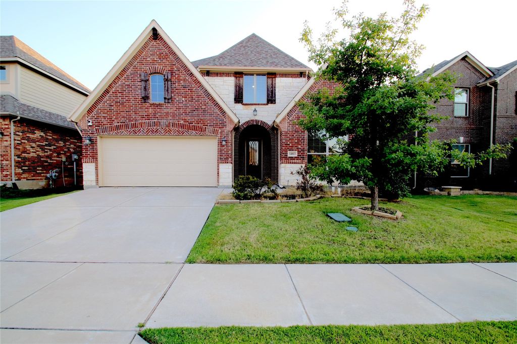 14813 Cedar Flat Way, Fort Worth, TX 76262