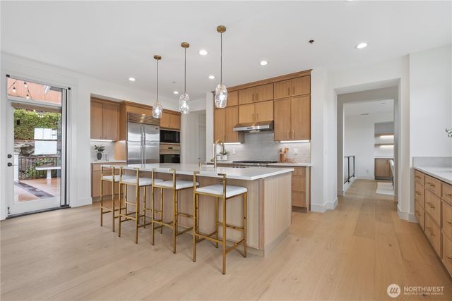 7188 169th Ave SE, Bellevue, WA 98006