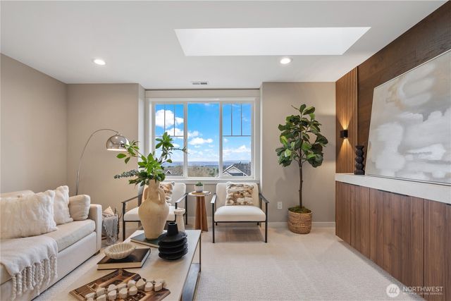 7188 169th Ave SE, Bellevue, WA 98006