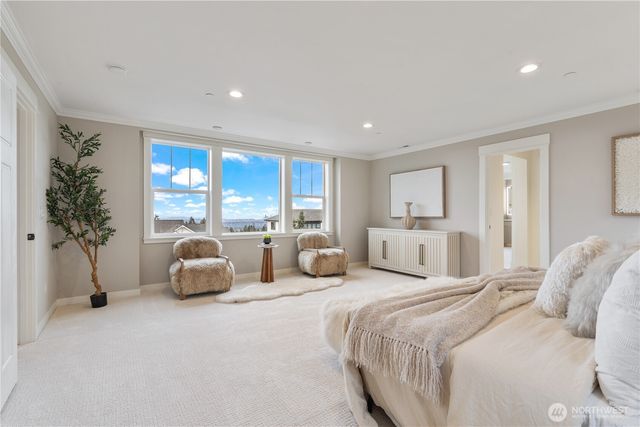 7188 169th Ave SE, Bellevue, WA 98006