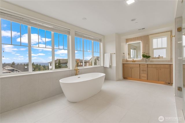 7188 169th Ave SE, Bellevue, WA 98006