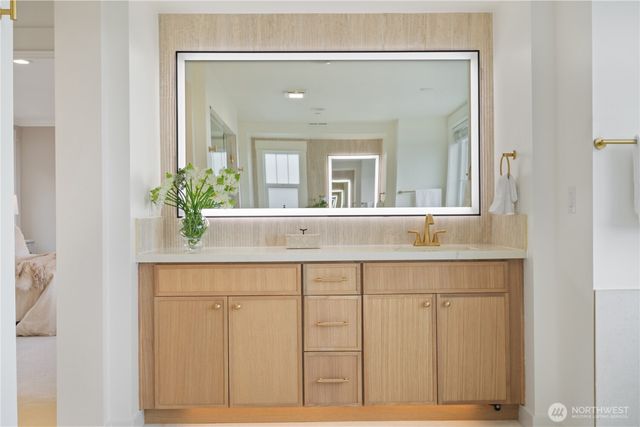 7188 169th Ave SE, Bellevue, WA 98006