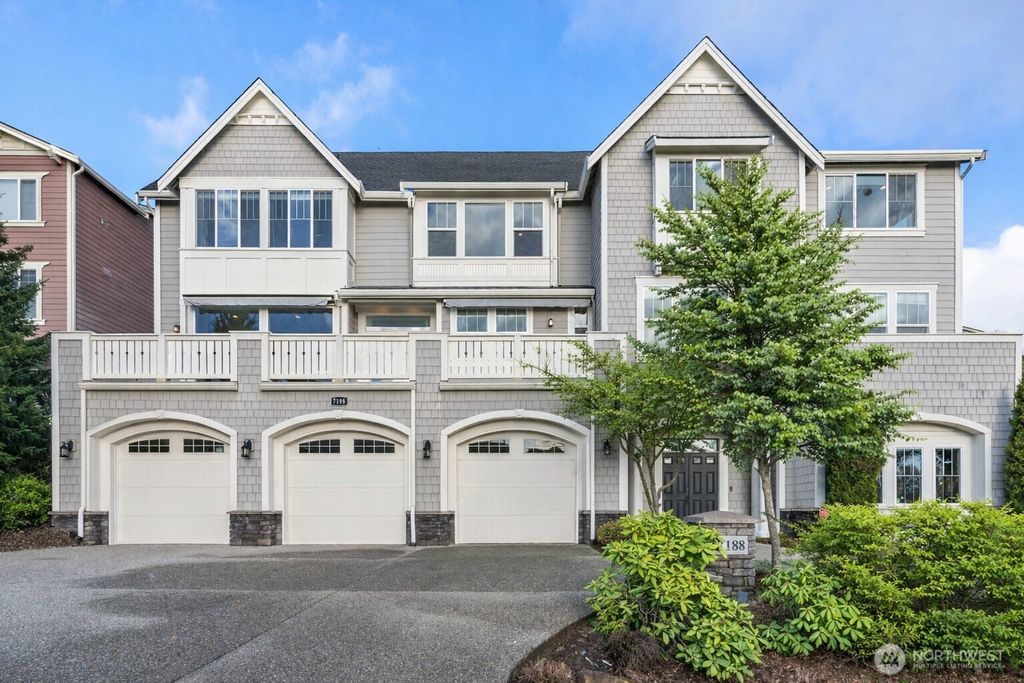 7188 169th Ave SE, Bellevue, WA 98006