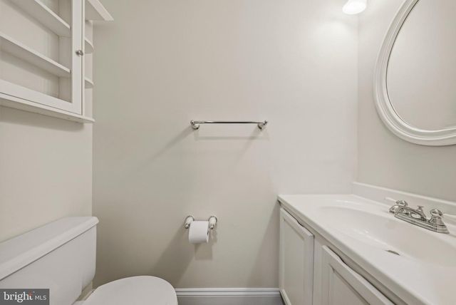 2836 LESTER LEE CT, Falls Church, VA 22042