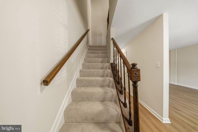 2836 LESTER LEE CT, Falls Church, VA 22042
