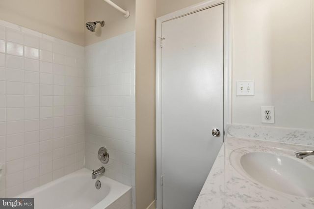 2836 LESTER LEE CT, Falls Church, VA 22042