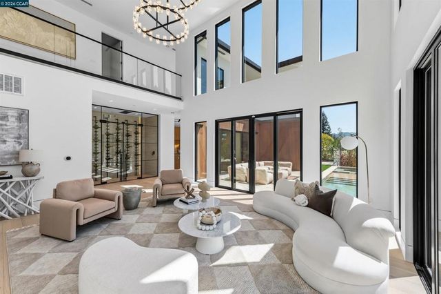 263 Las Quebradas, Alamo, CA 94507