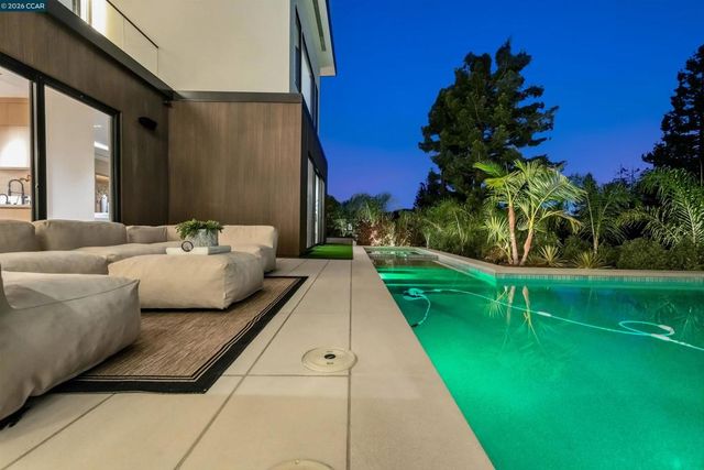 263 Las Quebradas, Alamo, CA 94507
