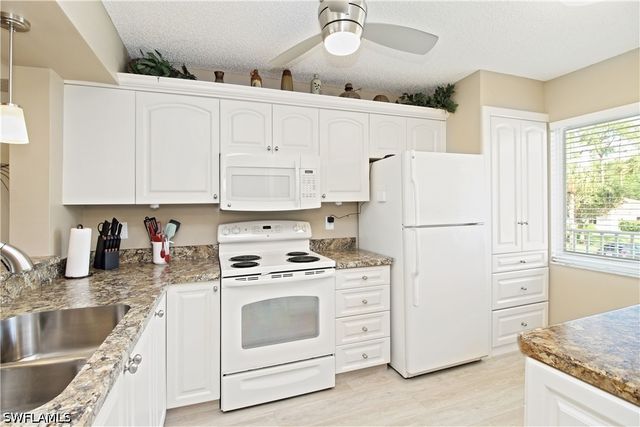 5970 Amherst DR C205, Naples, FL 34112