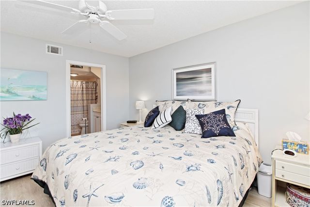 5970 Amherst DR C205, Naples, FL 34112