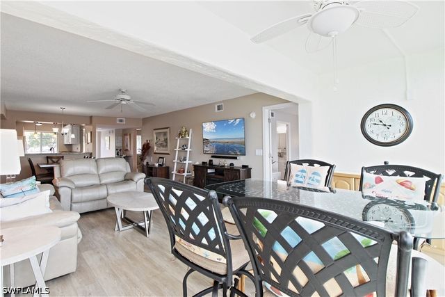 5970 Amherst DR C205, Naples, FL 34112