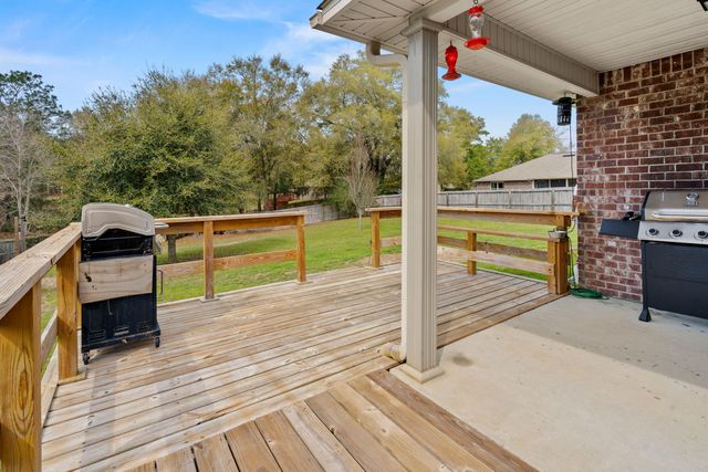 5818 Seven Ducks Lane, Crestview, FL 32539