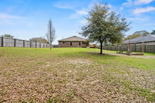 5818 Seven Ducks Lane, Crestview, FL 32539