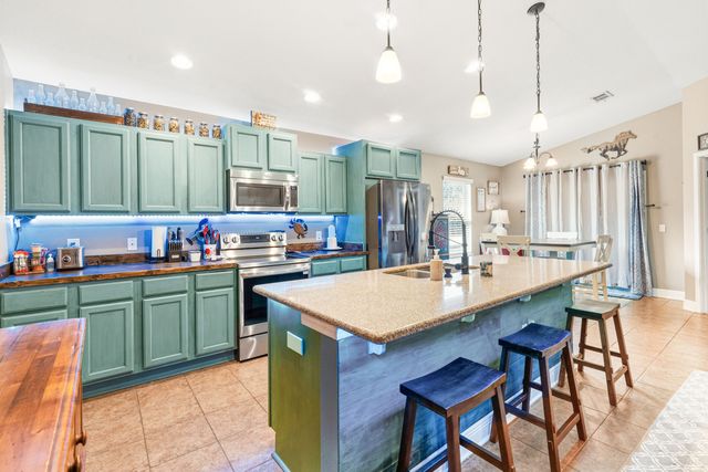 5818 Seven Ducks Lane, Crestview, FL 32539