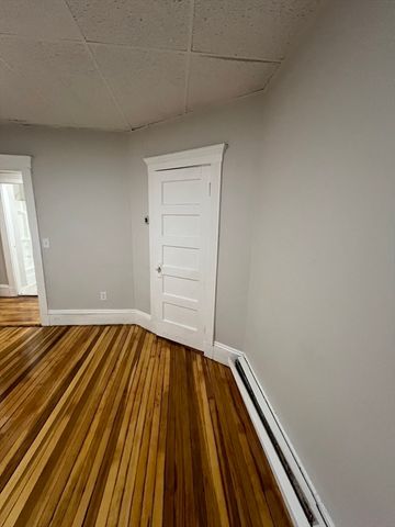 526 Western Ave 8, Lynn, MA 01904