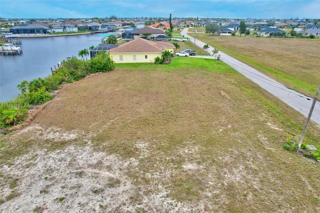 3216 NW 14 Terrace, Cape Coral, FL 33993