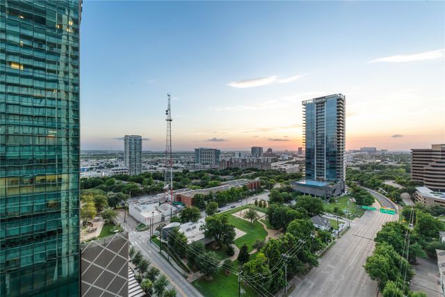 2900 McKinnon Street 1503, Dallas, TX 75201