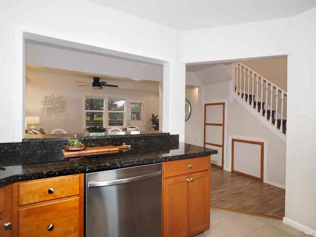 32 Lovejoy Way, Novato, CA 94949