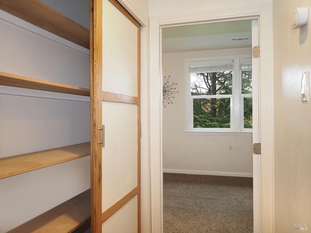 32 Lovejoy Way, Novato, CA 94949