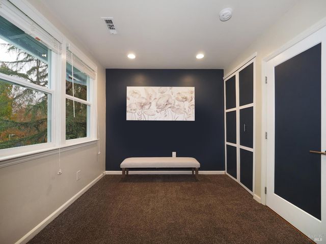 32 Lovejoy Way, Novato, CA 94949