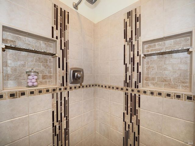 32 Lovejoy Way, Novato, CA 94949