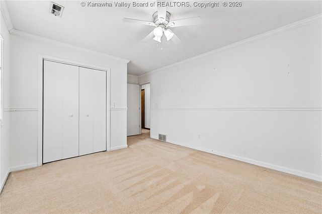 2 Hampton Drive, Winfield, WV 25213