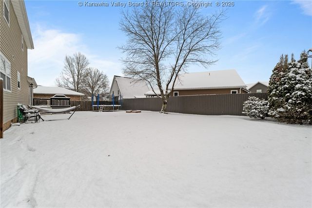 2 Hampton Drive, Winfield, WV 25213