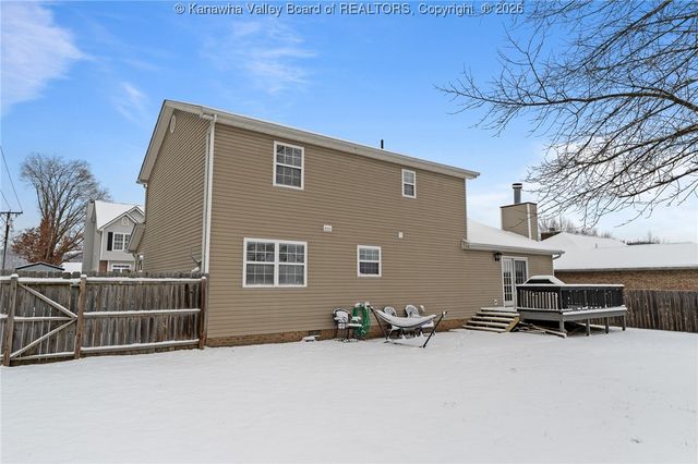 2 Hampton Drive, Winfield, WV 25213