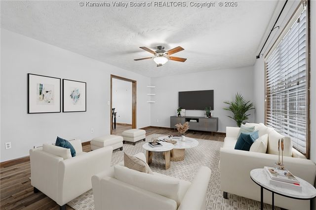 2 Hampton Drive, Winfield, WV 25213