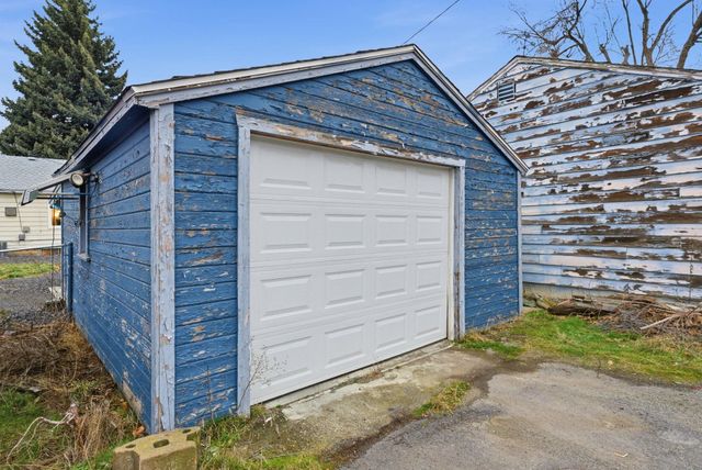 2507 W OLYMPIC Ave, Spokane, WA 99205