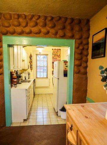 133 Upper East Lake Dr, Medicine Park, OK 73557